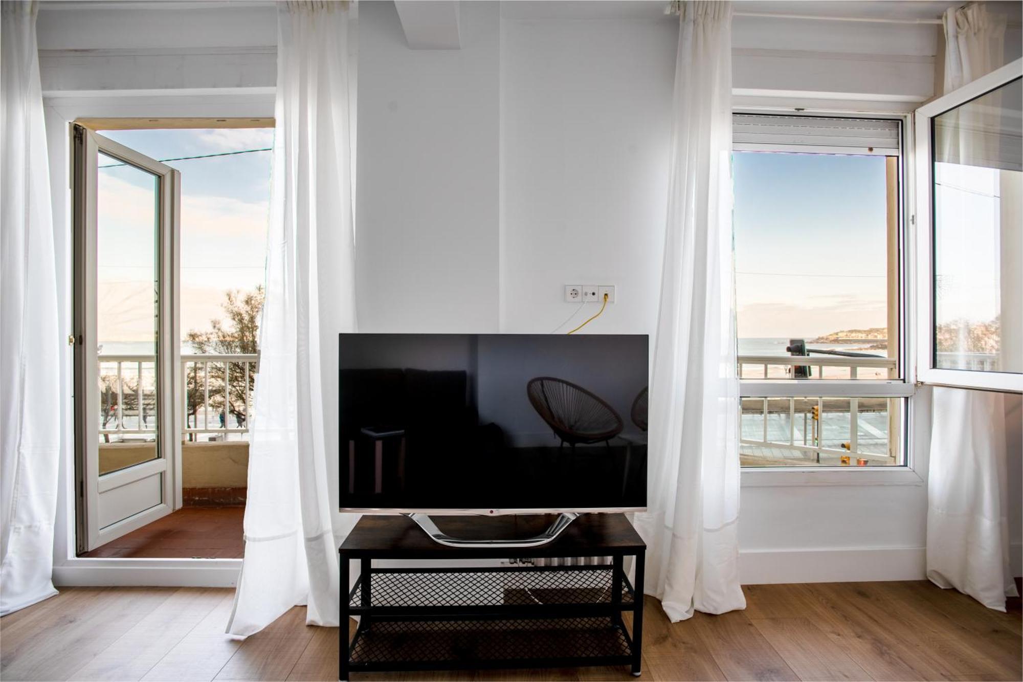 Llorenzu El Santu - Vistas Al Mar - 4 Hab Y 3 Banos - Vut-6322-as Apartament Gijón